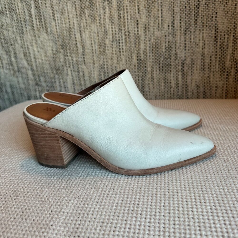 Frye White Leather Heeled Mules